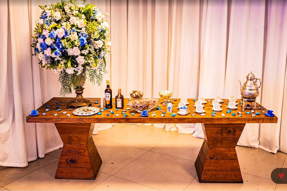 GRUPO VMH - Home Party Buffet