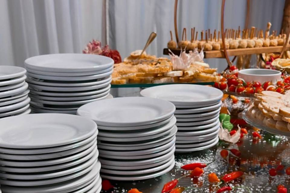 GRUPO VMH - Home Party Buffet