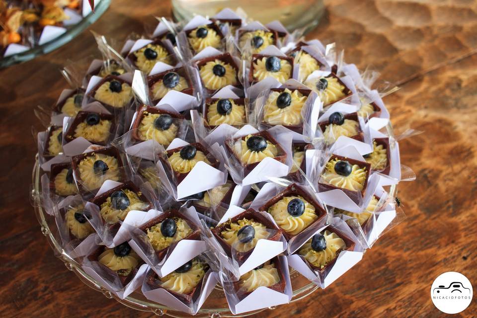 GRUPO VMH - Home Party Buffet