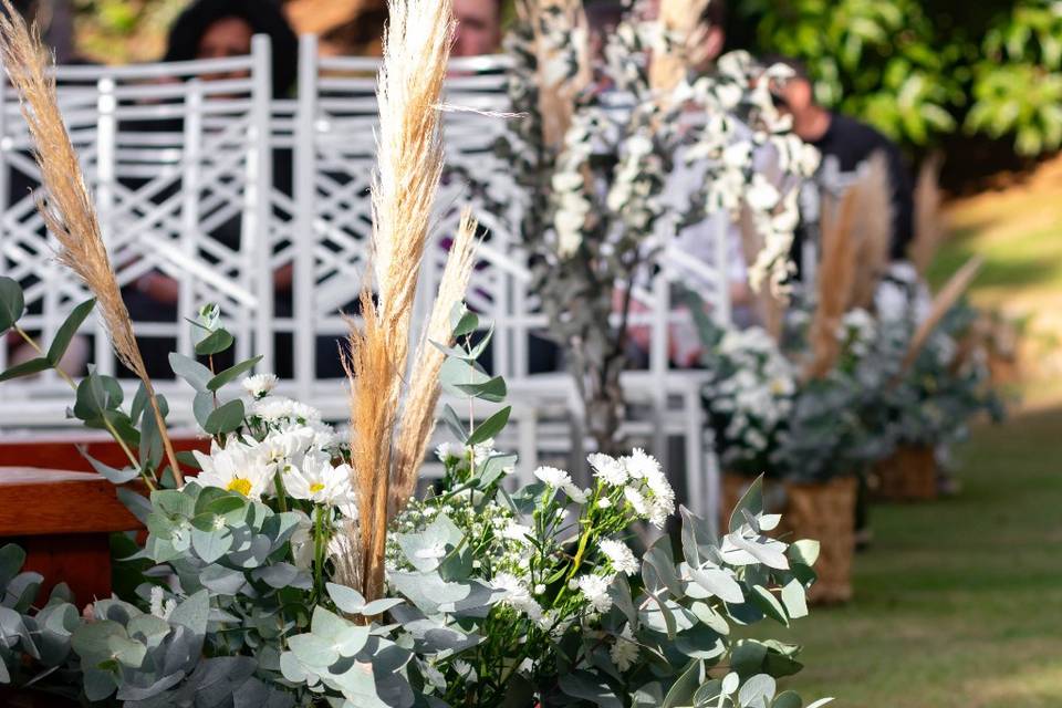 Casamento verde oliva e branco