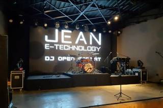 DJ Jean Santos