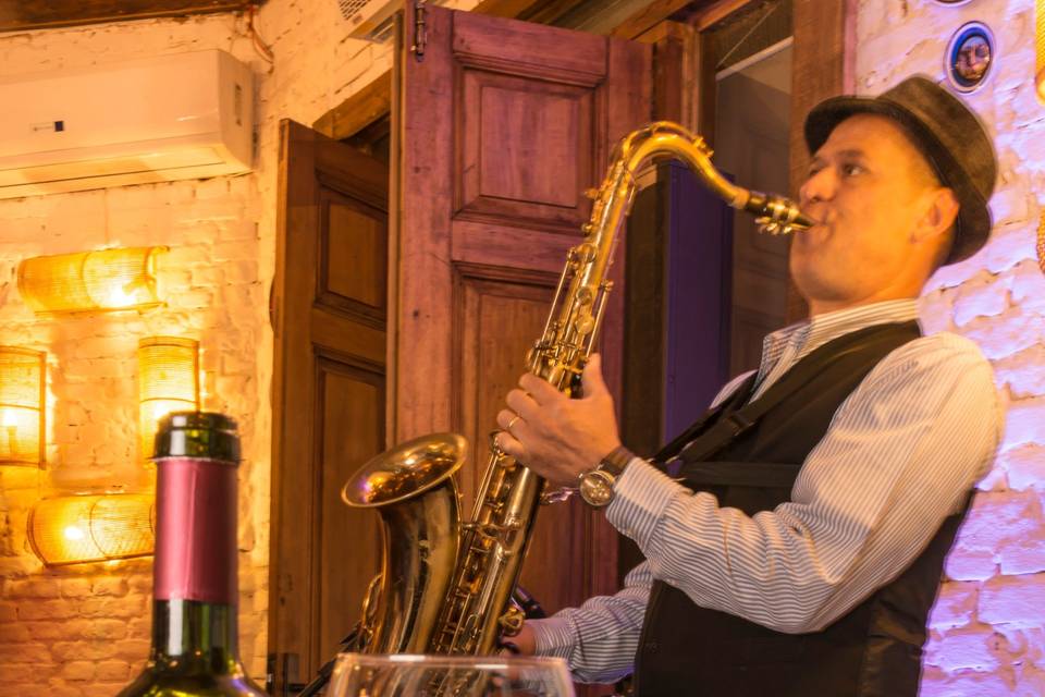 Wine Sax