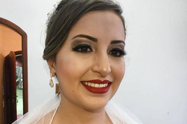 Red lipstick bride
