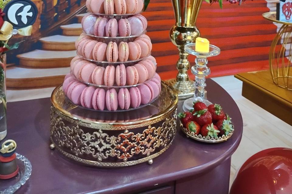 Torre com macarons