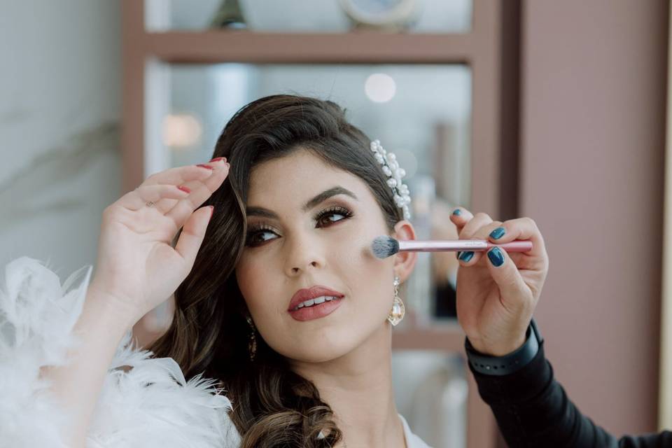 Especialista em make e hair