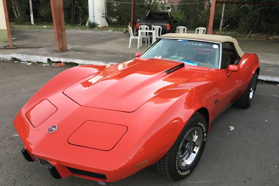 Corvette 1975