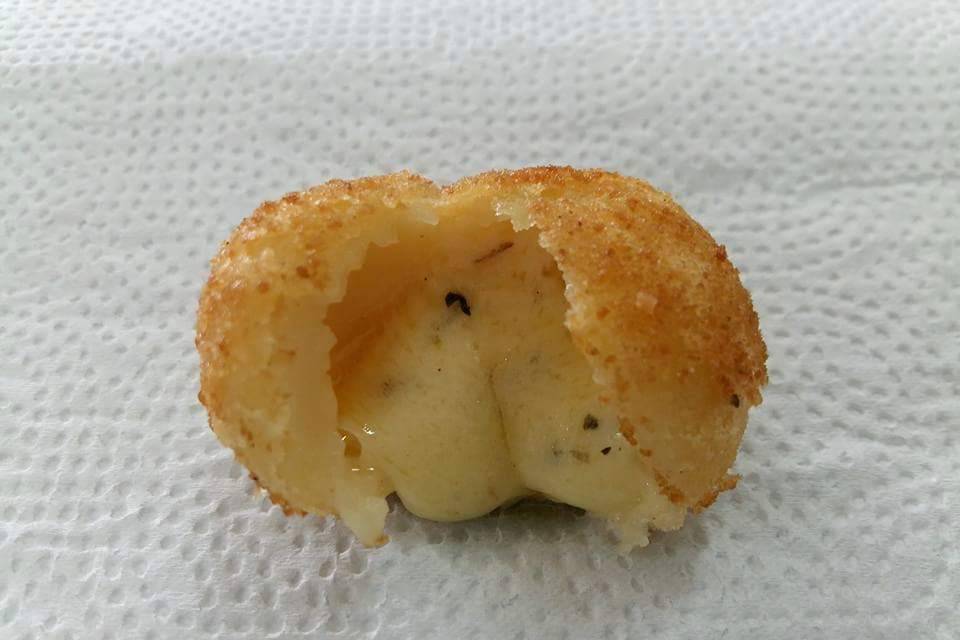 Bolinha de queijo
