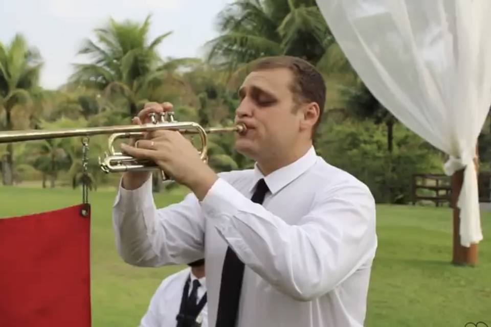 Nosso trompete triunfal