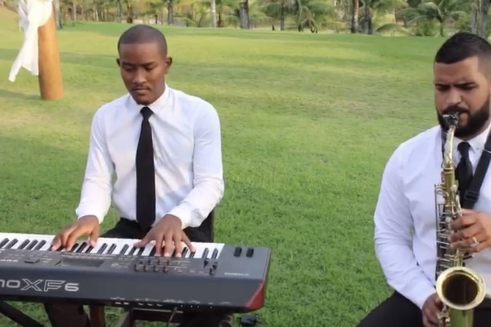 Sax e teclado