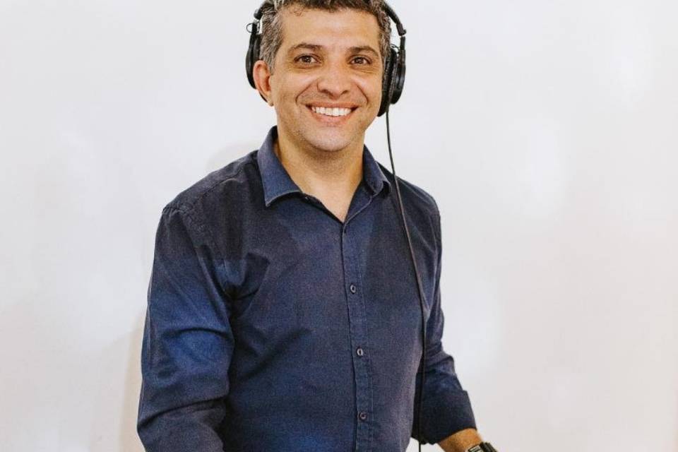DJ Eduardo Monteoliva Produções
