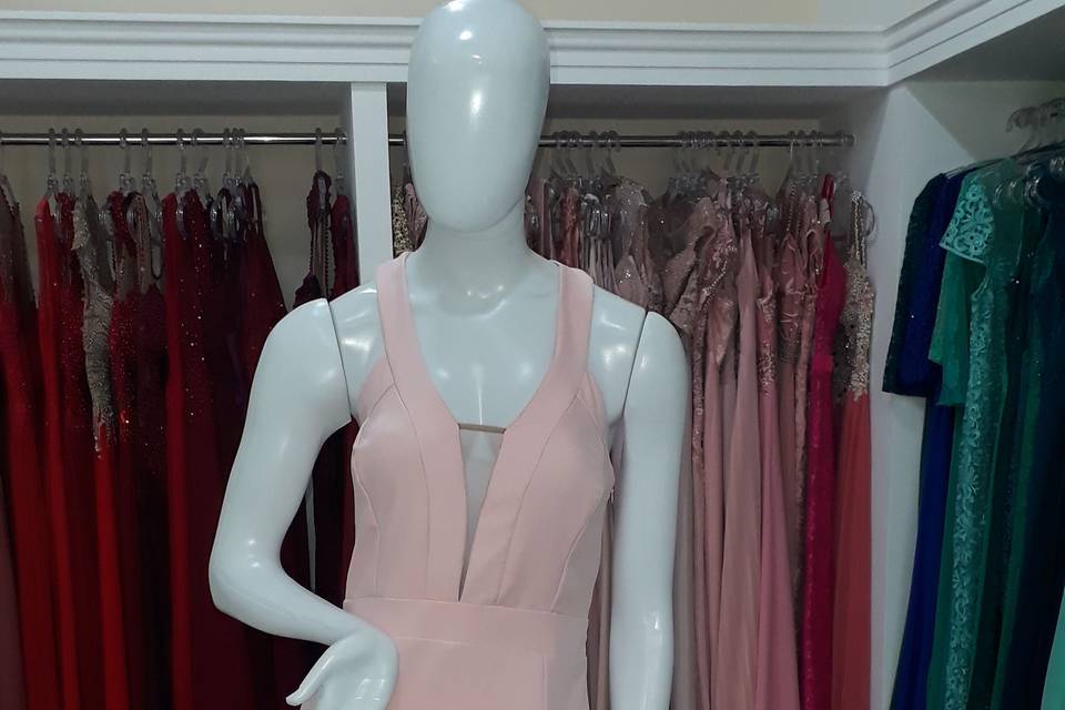 Vestido de festa rosê.