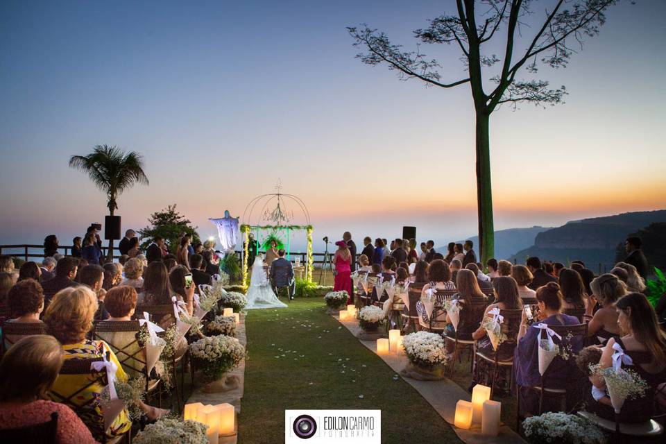 Lindo casamento por do sol