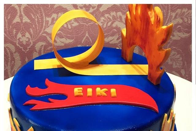 Bolo temático em pasta