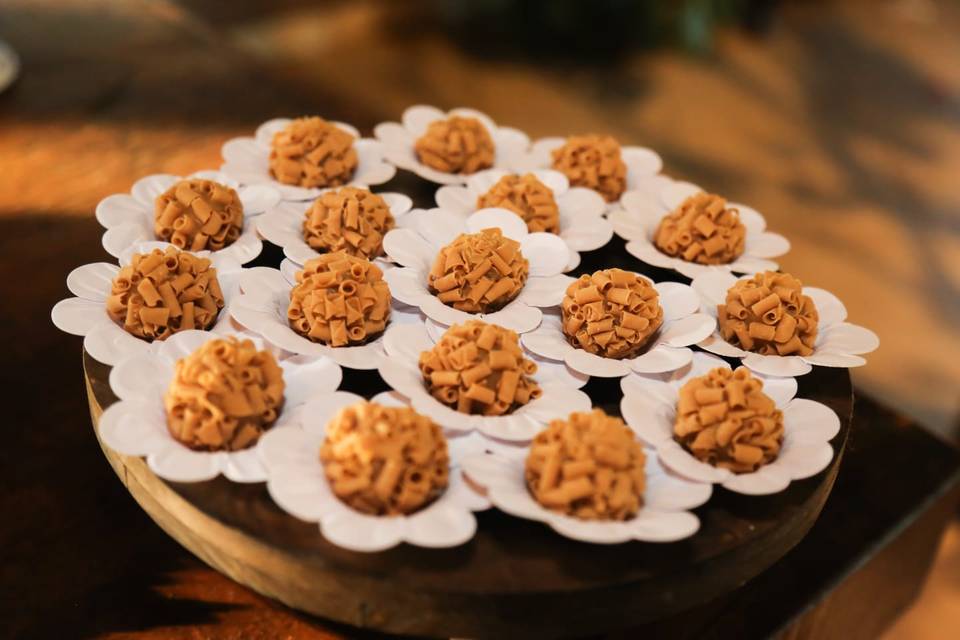 Brigadeiro Blossons