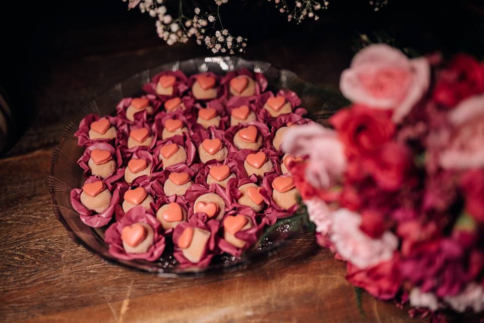 Brigadeiro de morango coração