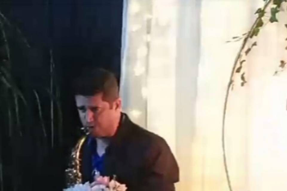 Sax solo