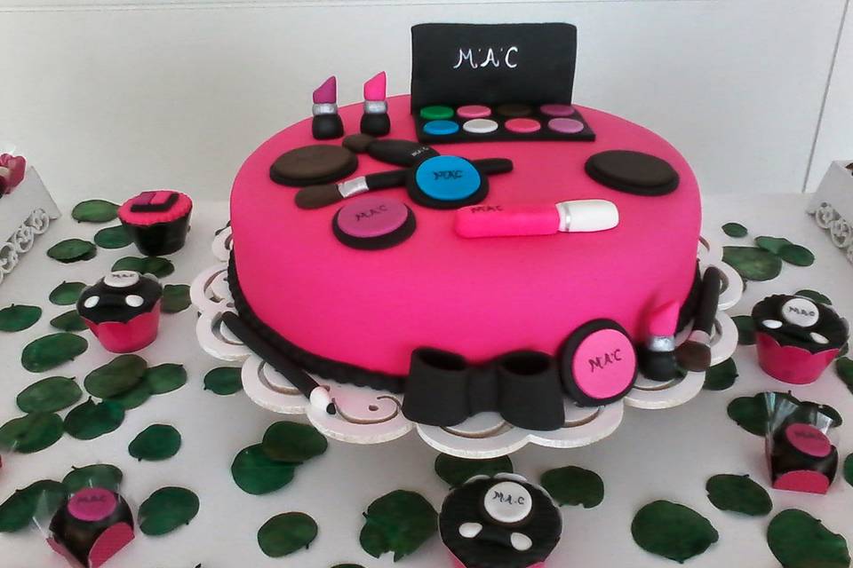 34 ideias de Bolos Tema Maquiagem  bolos de maquiagem, bolo de cupcake,  festa tema maquiagem