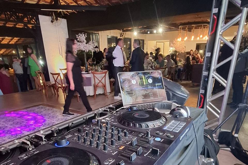 Dj
