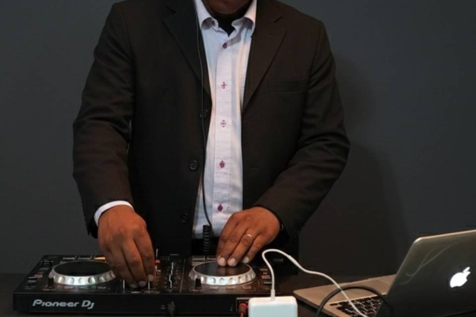 Dj