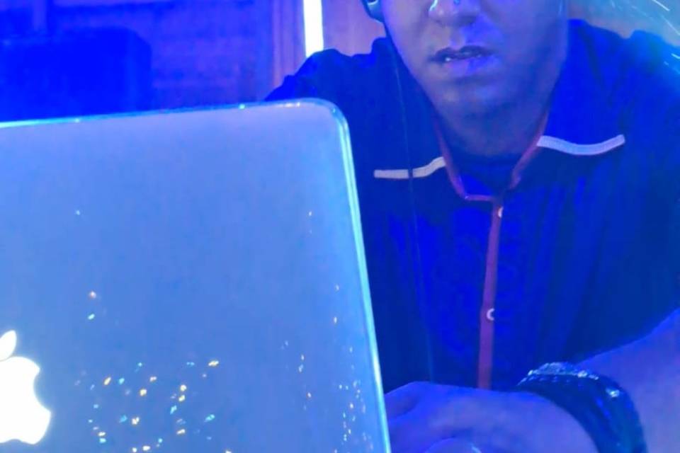Dj