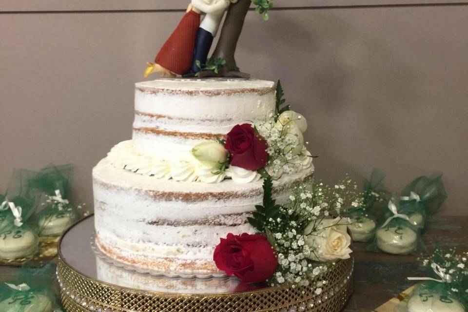 Naked cake