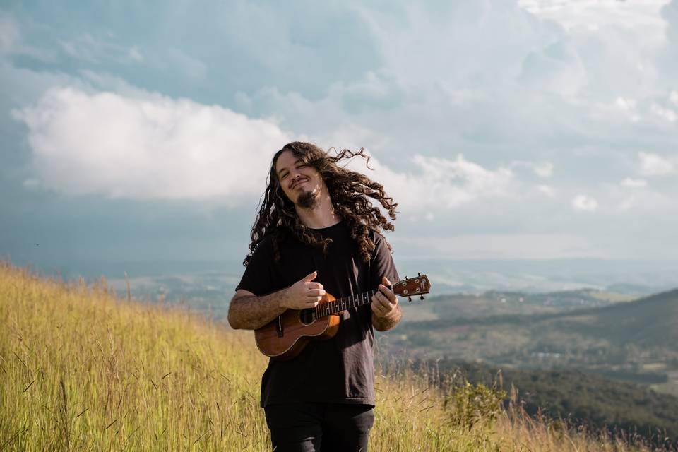João Tostes e o ukulele 03