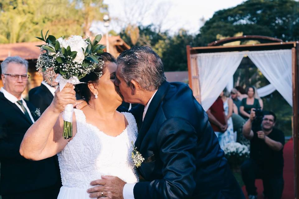 30 anos. Rosa e Silvio