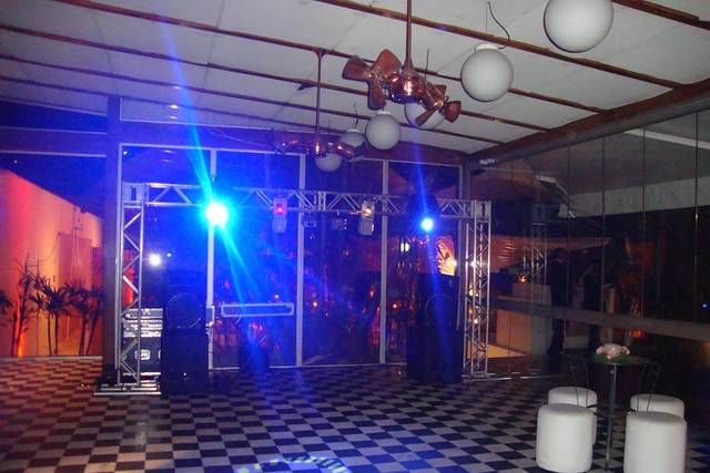 Boate no espaço Casa Bernardes