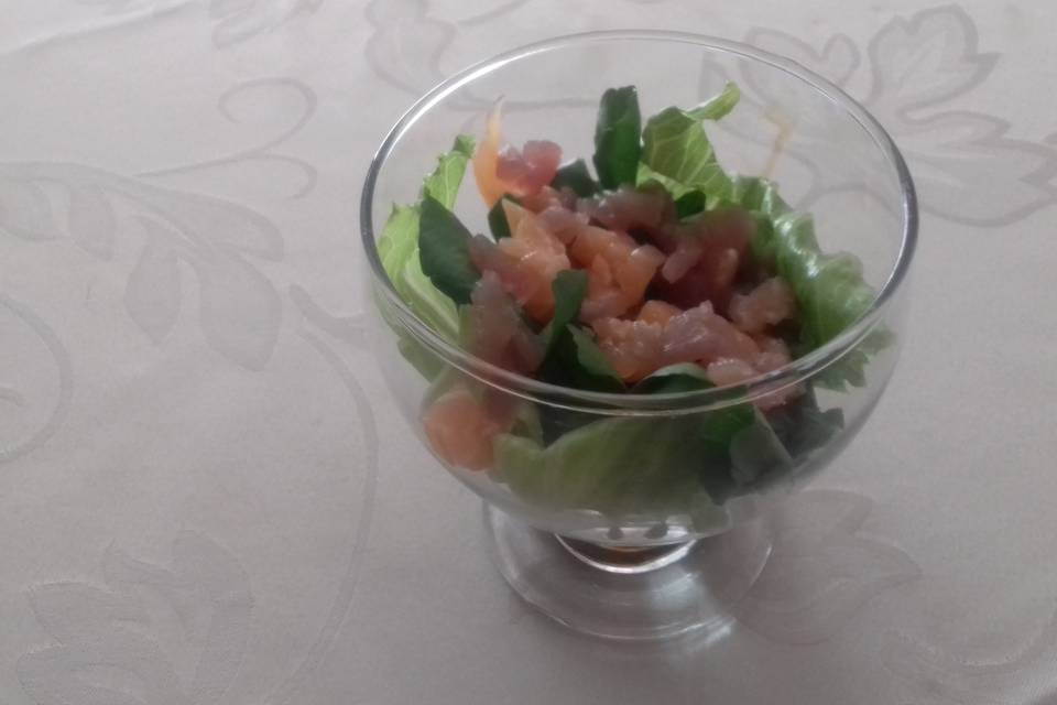 Salada de salmão