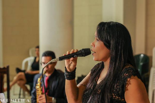 Close na cantora