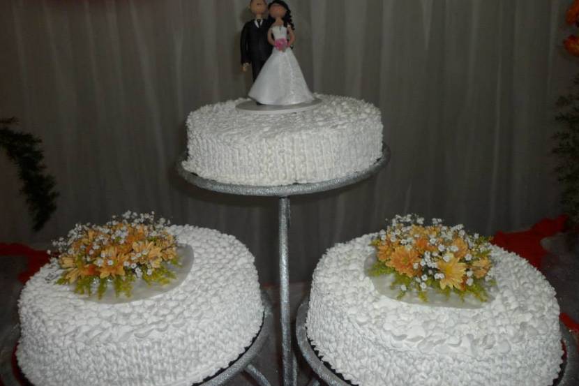 Lindo bolo de casamento