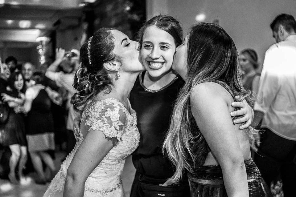 Noiva e amiga da noiva
