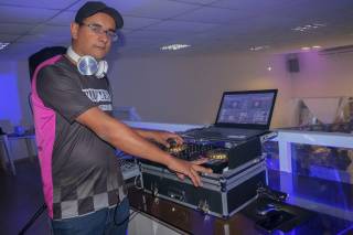 Ruffles Dj Som e Luz