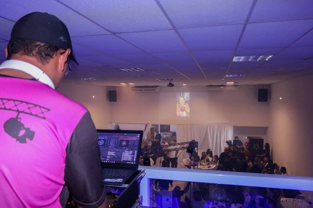 Dj som