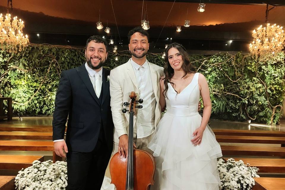 Rafa Du Celli com os noivos