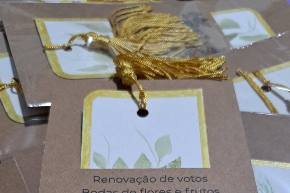 Marca-páginas em aquarela