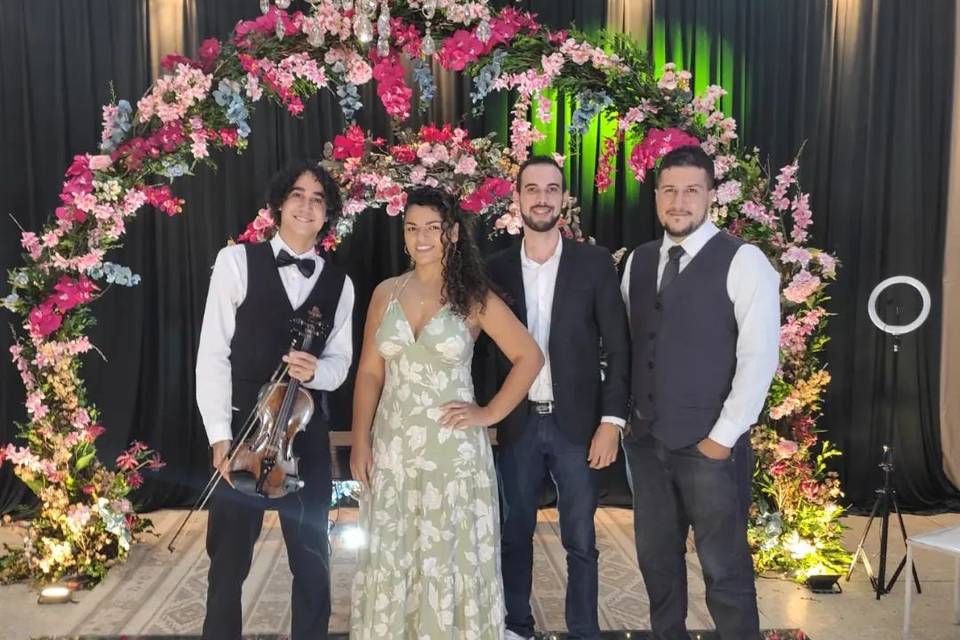 Voz, Piano, Violino e Violão