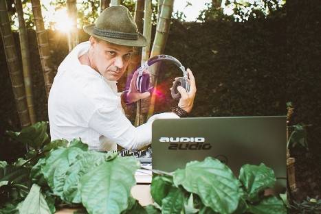 Married djs 2019