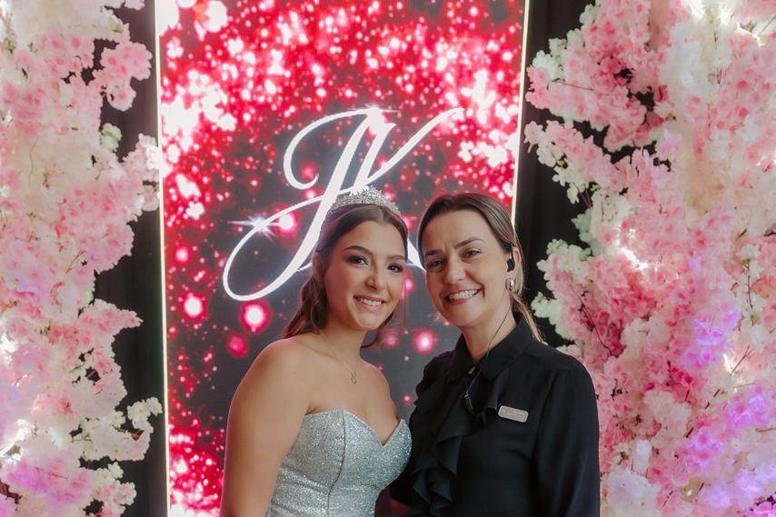 Debutante