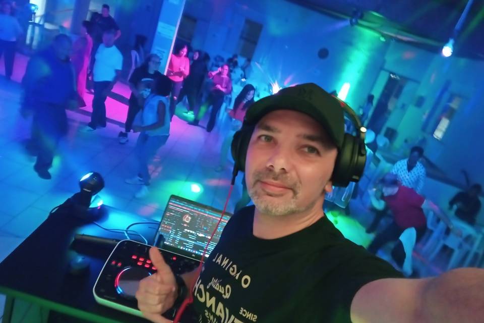 DJ Léo Paiva