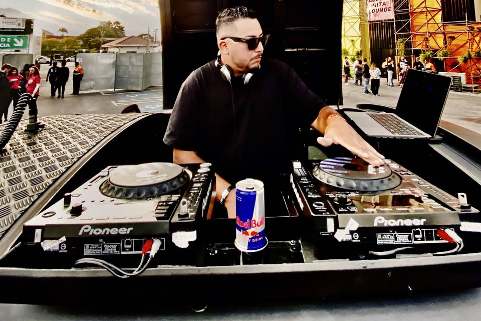 Red Bull - Mita Festival