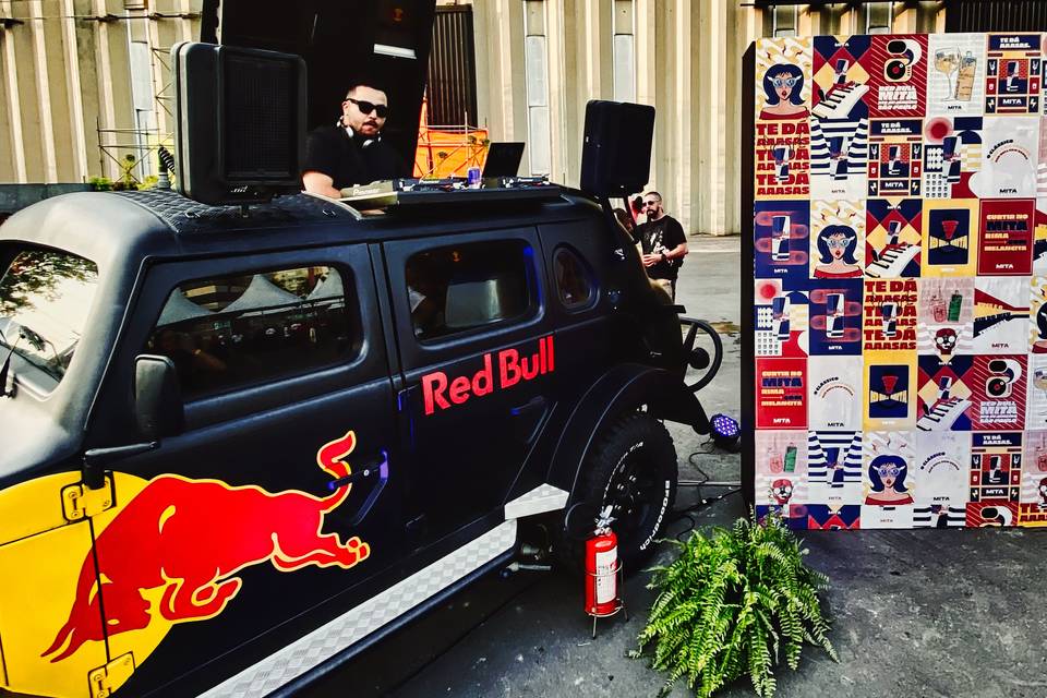 Red Bull - Mita Festival