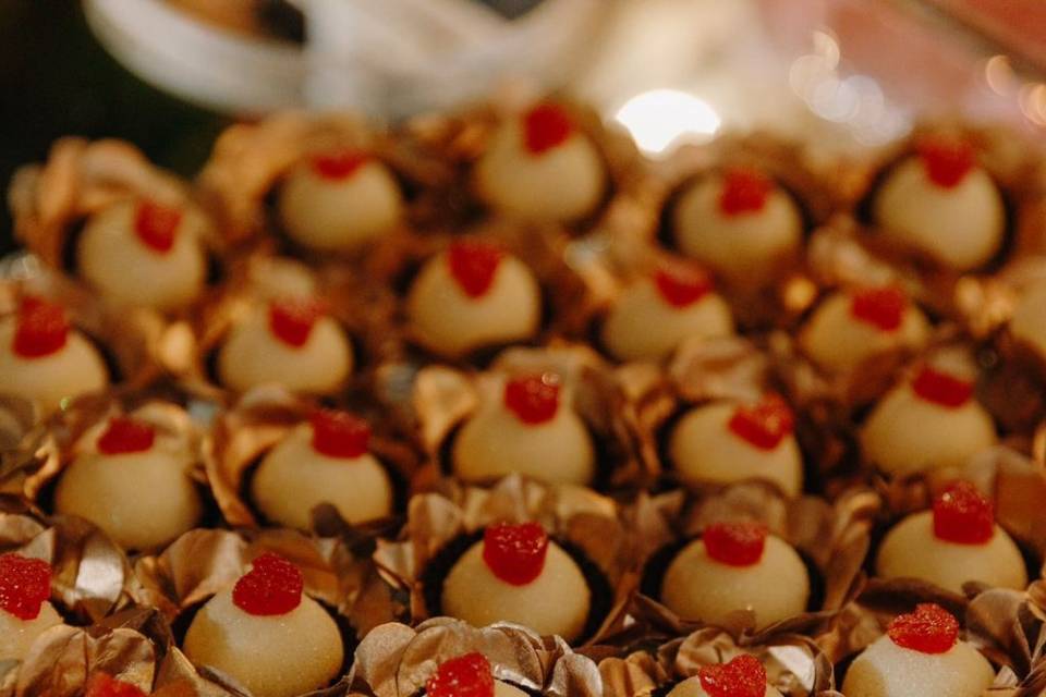 Brigadeiros Finos