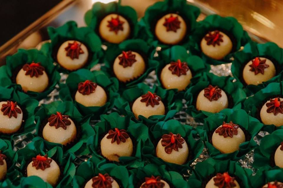 Brigadeiros Finos