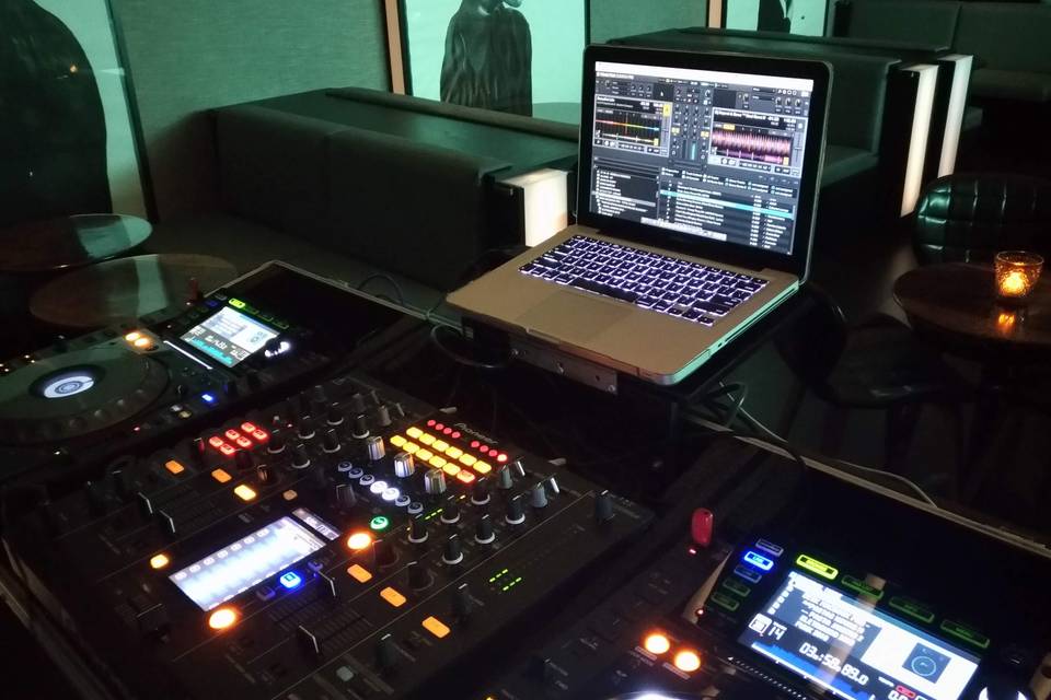 Dj setup