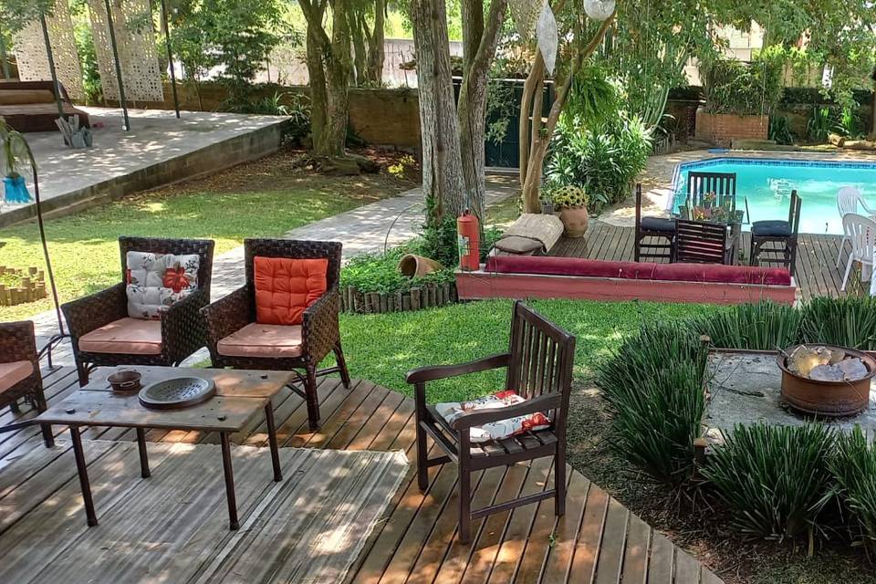 Deck bar