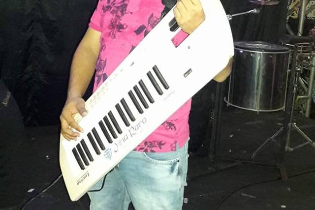 Cleber Silva e banda