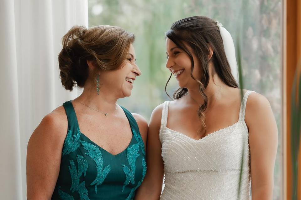 Noiva e mãe