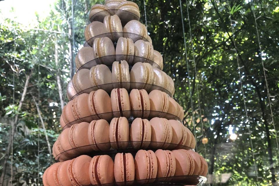 Torre com 200 macarons