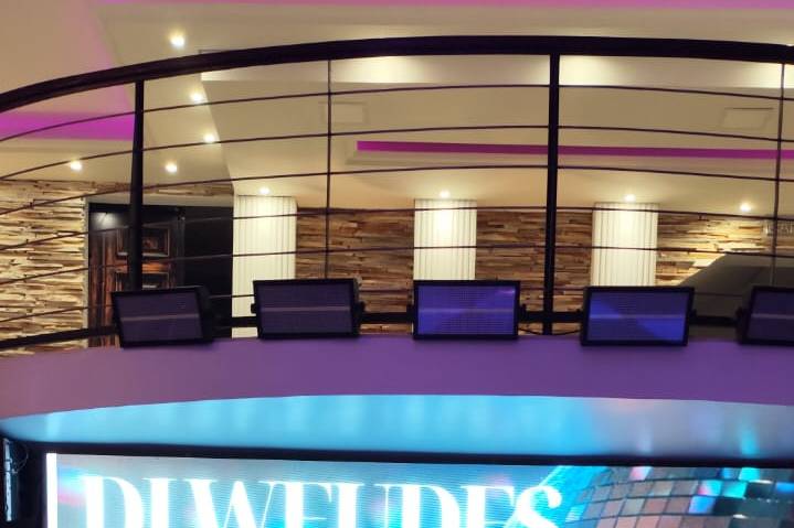 Dj Weudes Som e Luz